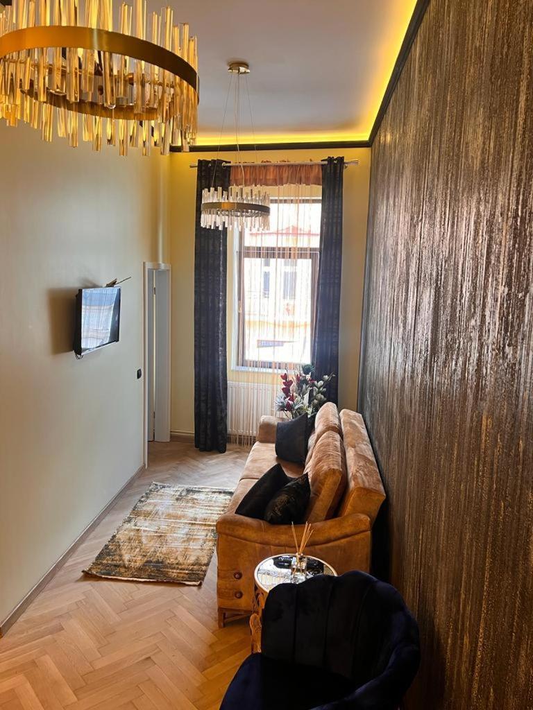 Urban Central Apartments Braşov Extérieur photo
